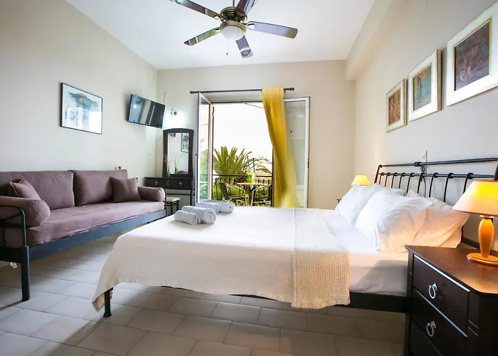 Irena Studios & Apartments